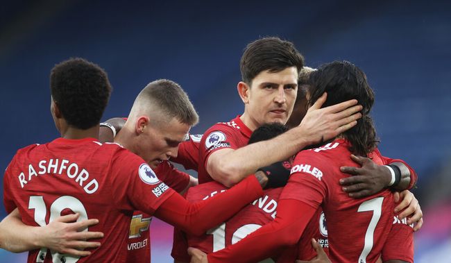 篮球篮网全队配合默契提升