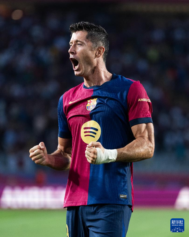 罗马3-1客胜克雷莫内塞登顶意甲，苏莱、埃文-弗格森、利马破门