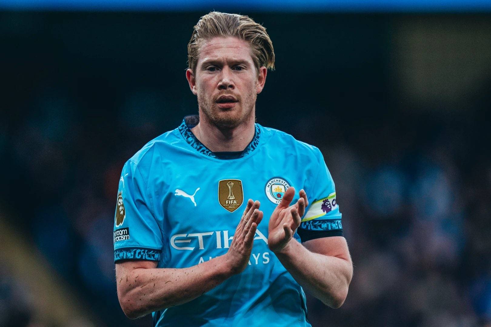 首届梅西杯于今日在迈阿密拉开帷幕，梅西本人亲自出席开幕式