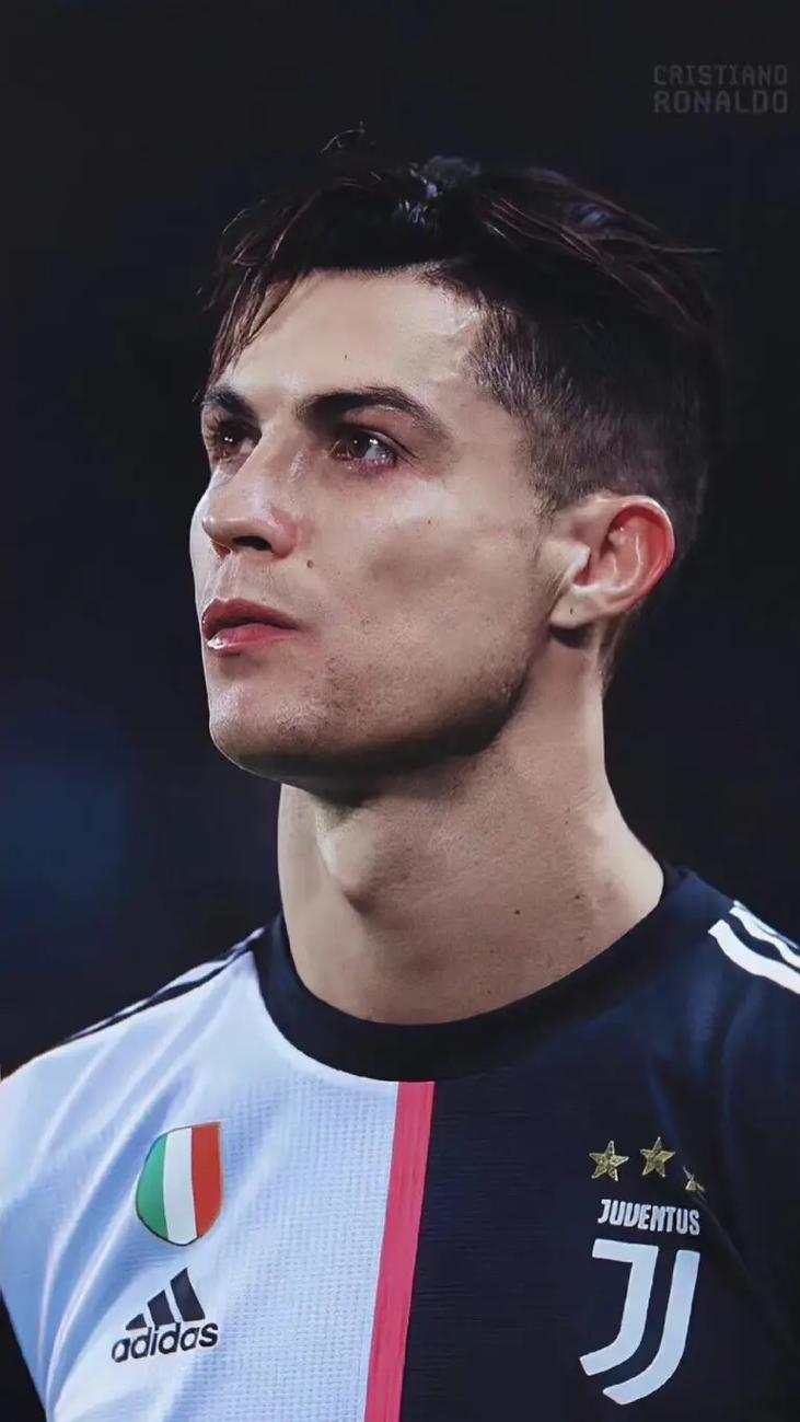 足球周刊：重返国足是刘若钒的愿望，殷切期待完成A级赛首秀