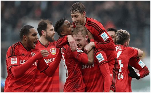 哈特11中8轰21分6板，本赛季首发9场取得8胜1负